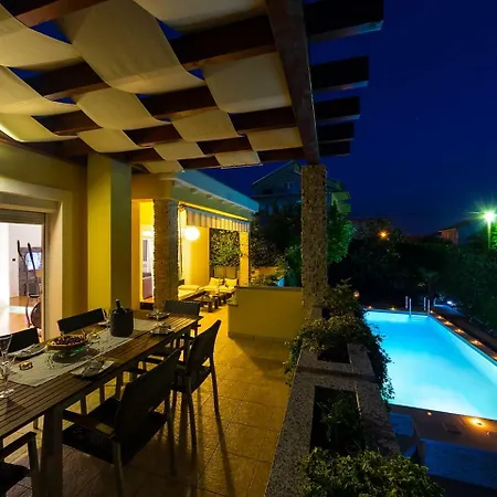 بيت للعطل Holiday Vila Luna