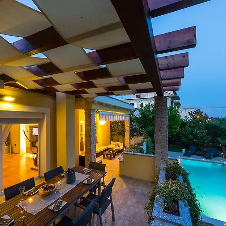 Holiday Home Vila Luna Holiday home