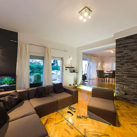 Holiday Home Vila Luna